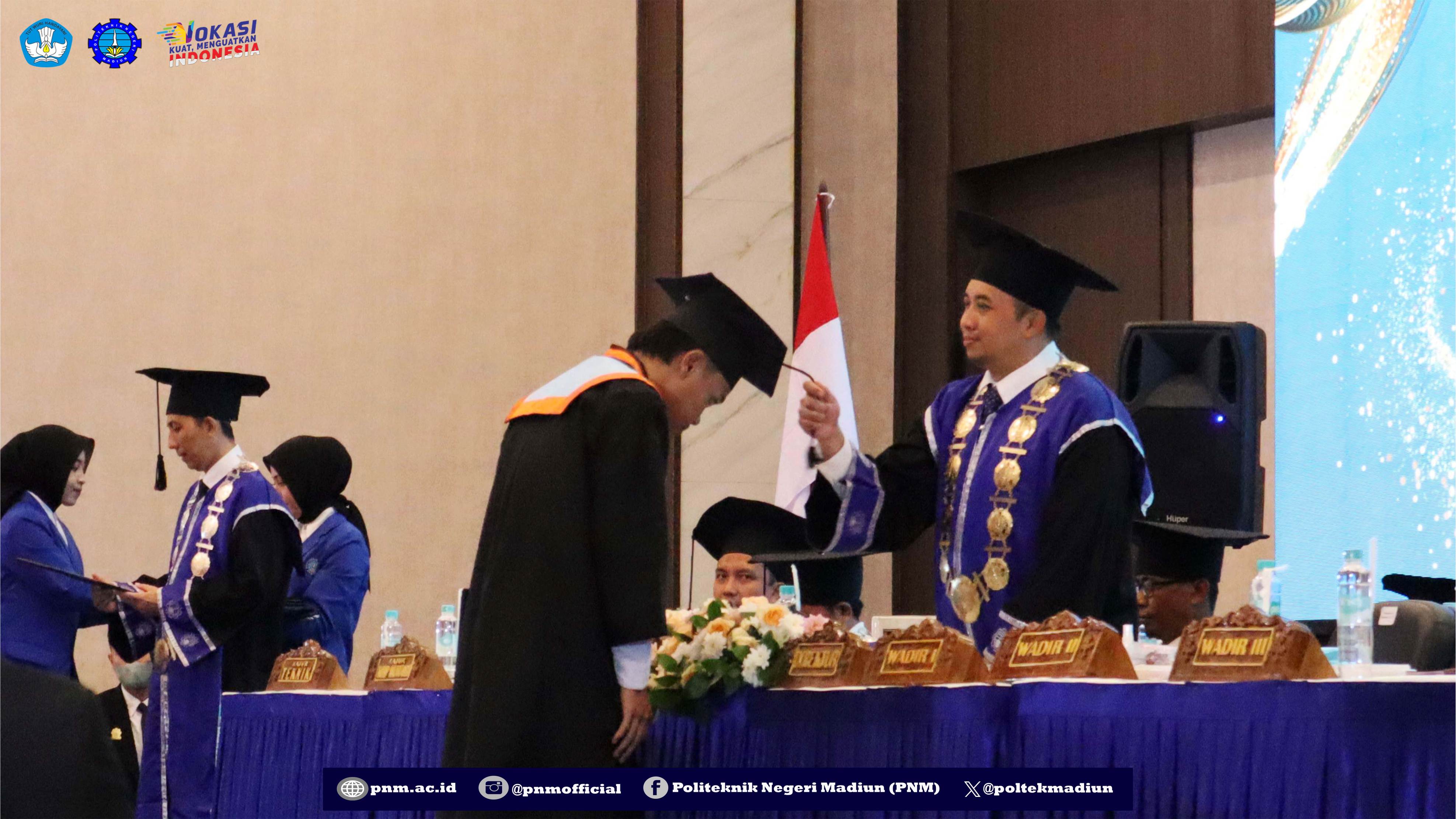 Wisuda18-10