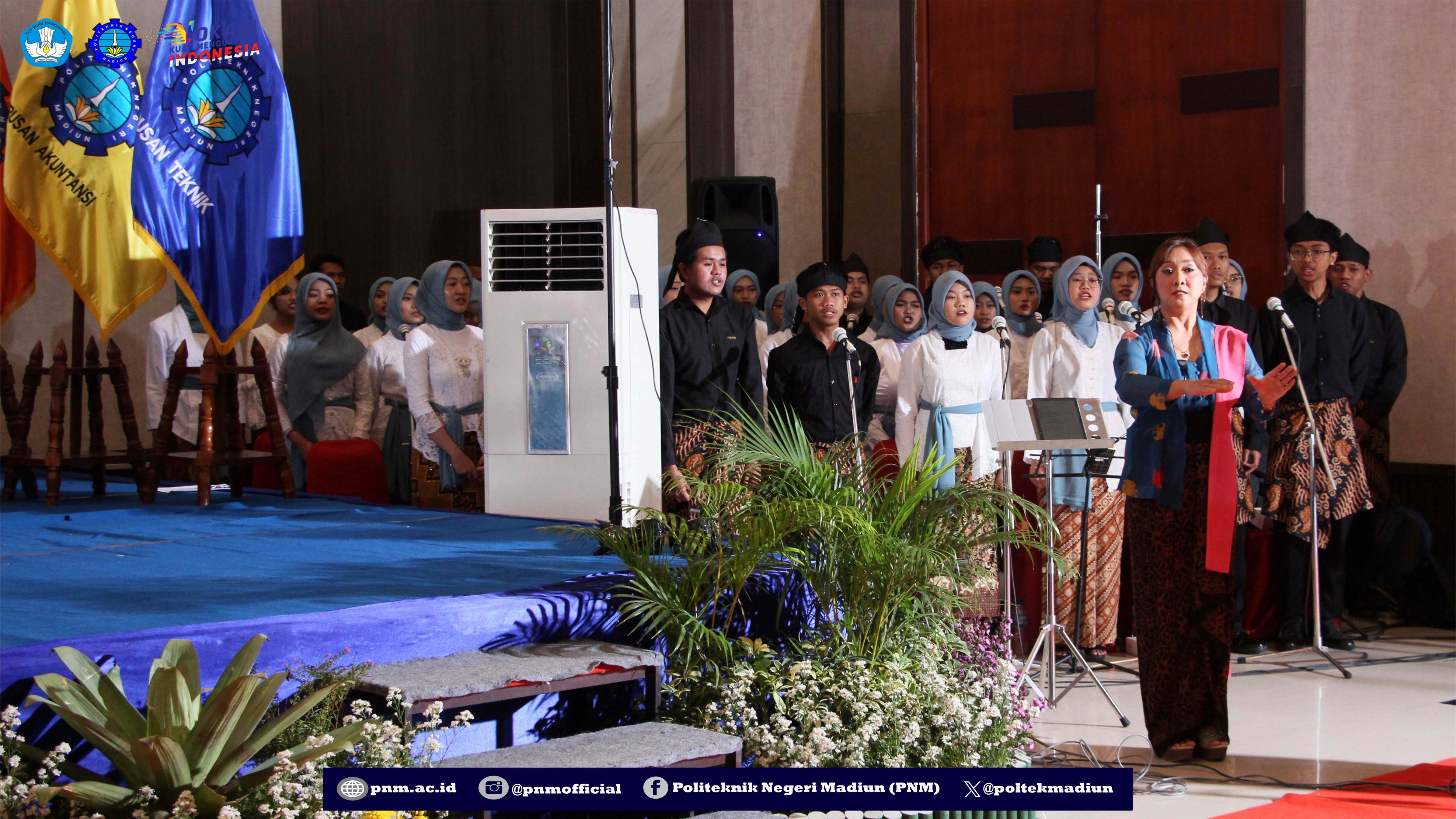 Wisuda18-6